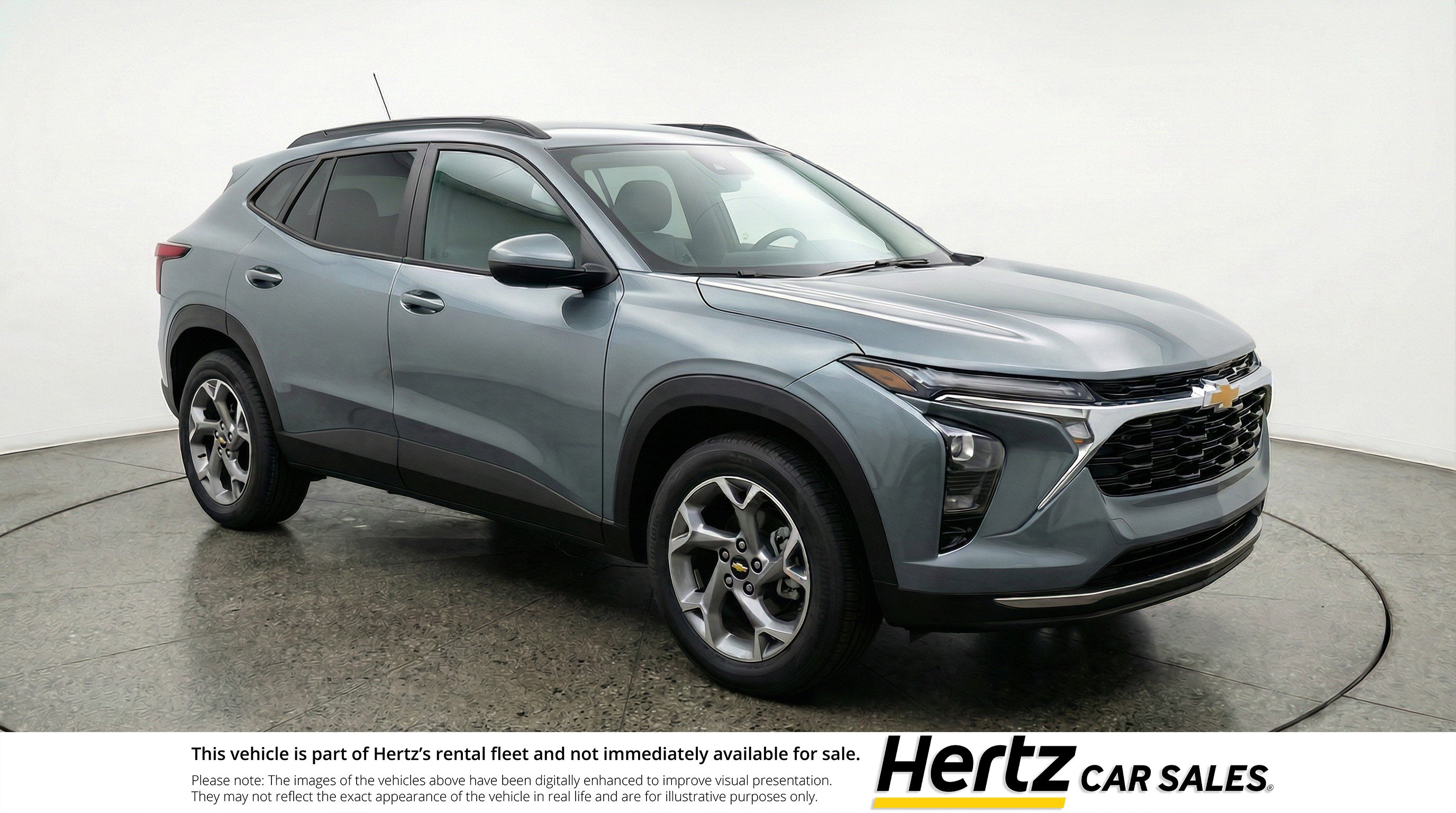 Used 2025 Chevrolet Trax LT