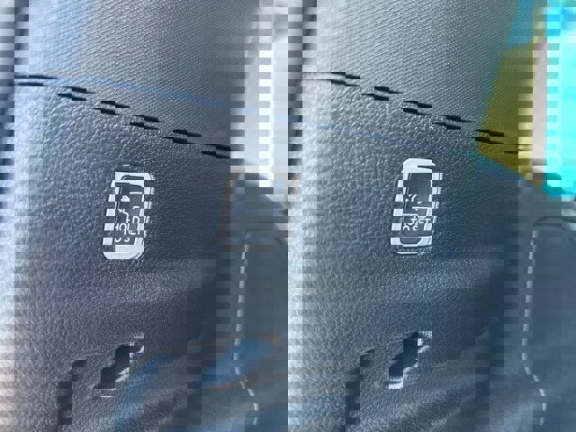 Used 2023 Jeep Wagoneer L Series II image 9