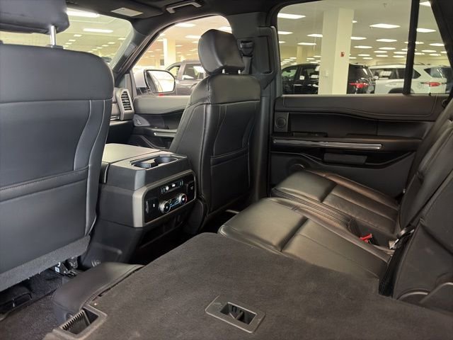 Used 2019 Ford Expedition XLT w/ Equipment Group 202A image 16