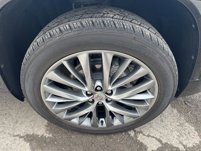Used 2025 Buick Enclave Avenir AWD/4WD image 12