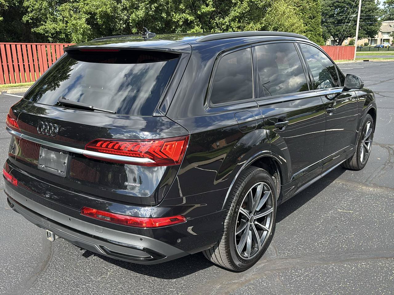 Used 2021 Audi Q7 3.0T Premium Plus w/ Premium Plus Package AWD/4WD image 7