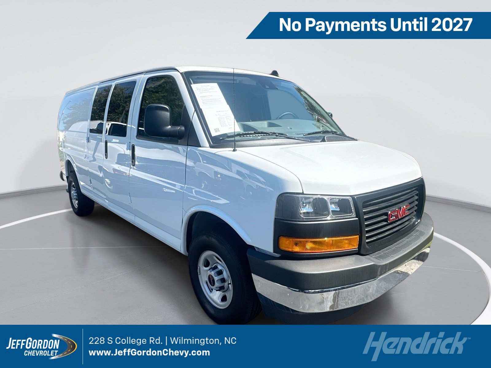 Used 2025 GMC Savana 3500 Extended w/ Driver Convenience Package RWD image 1