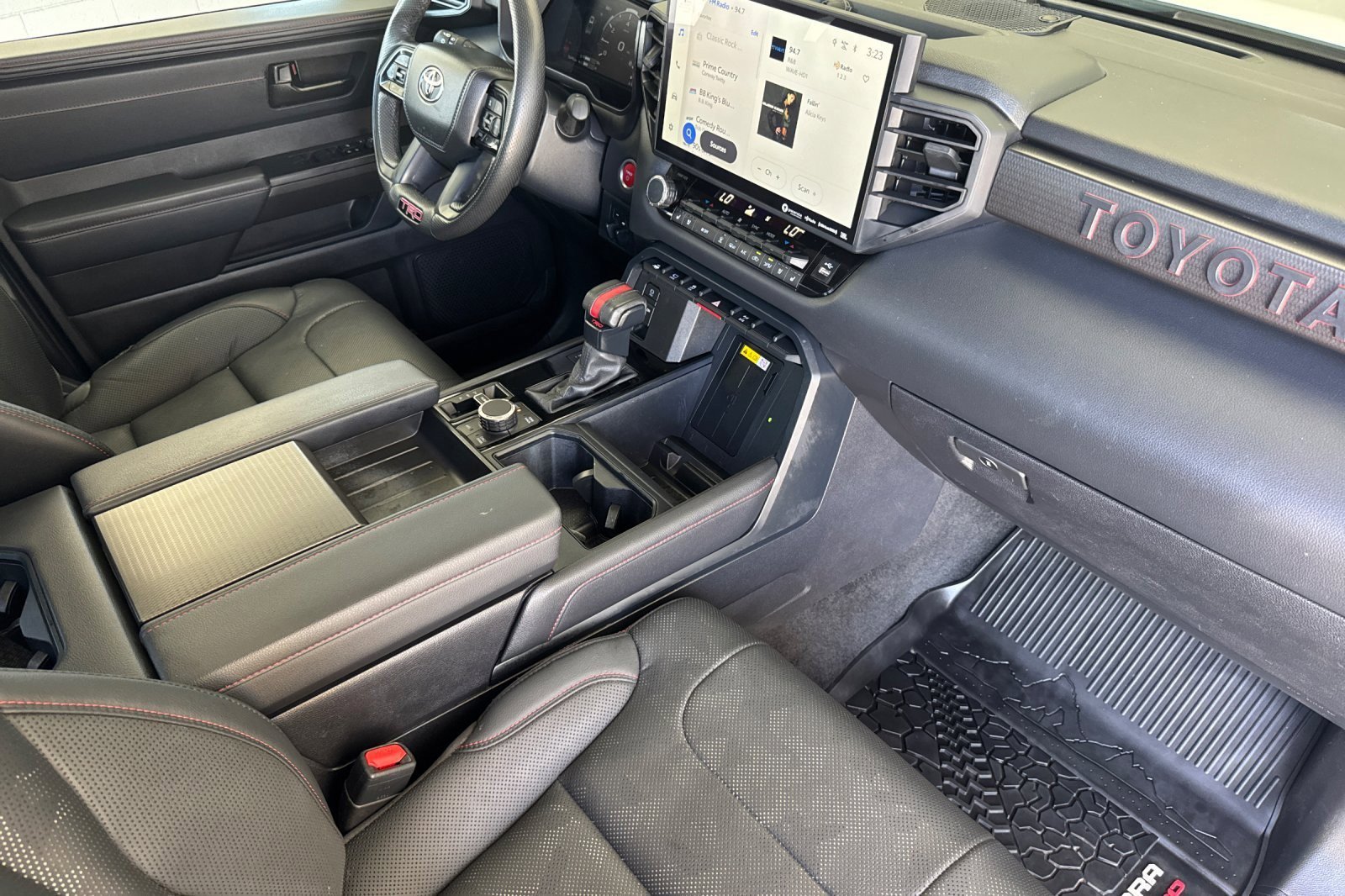 Used 2024 Toyota Tundra TRD Pro w/ TRD Pro Tow Package AWD/4WD image 14