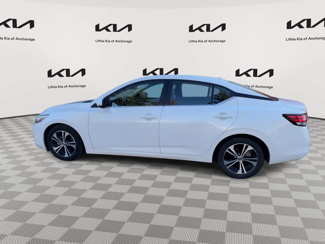 Used 2022 Nissan Sentra SV w/ All-Weather Package FWD image 5