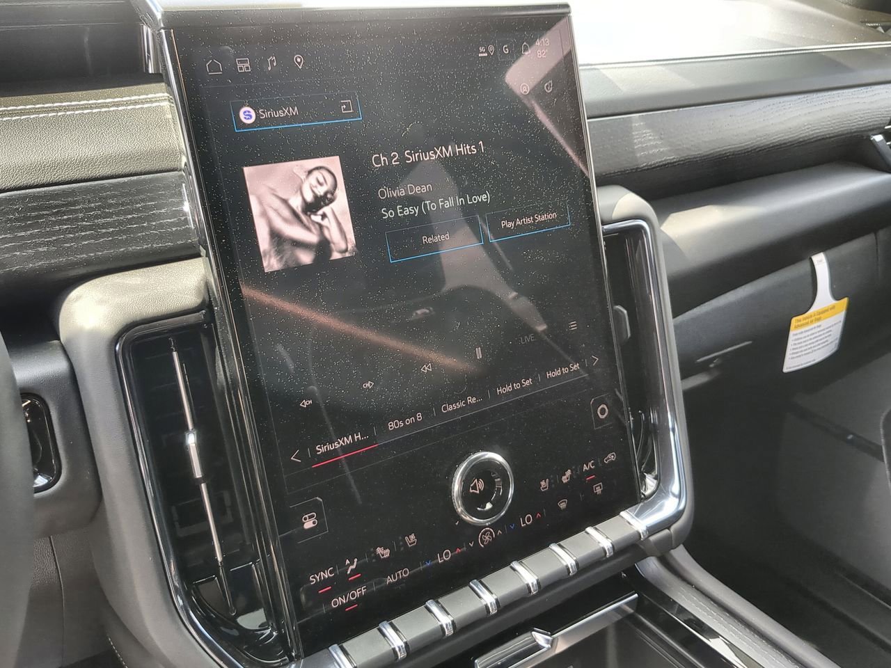 New 2026 GMC Yukon AT4 Ultimate image 13