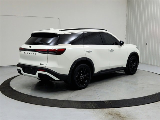 Used 2025 INFINITI QX60 Luxe w/ Black Edition image 7