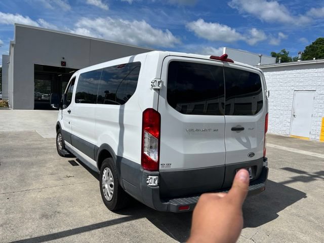 Used 2015 Ford Transit 150 XLT RWD image 6