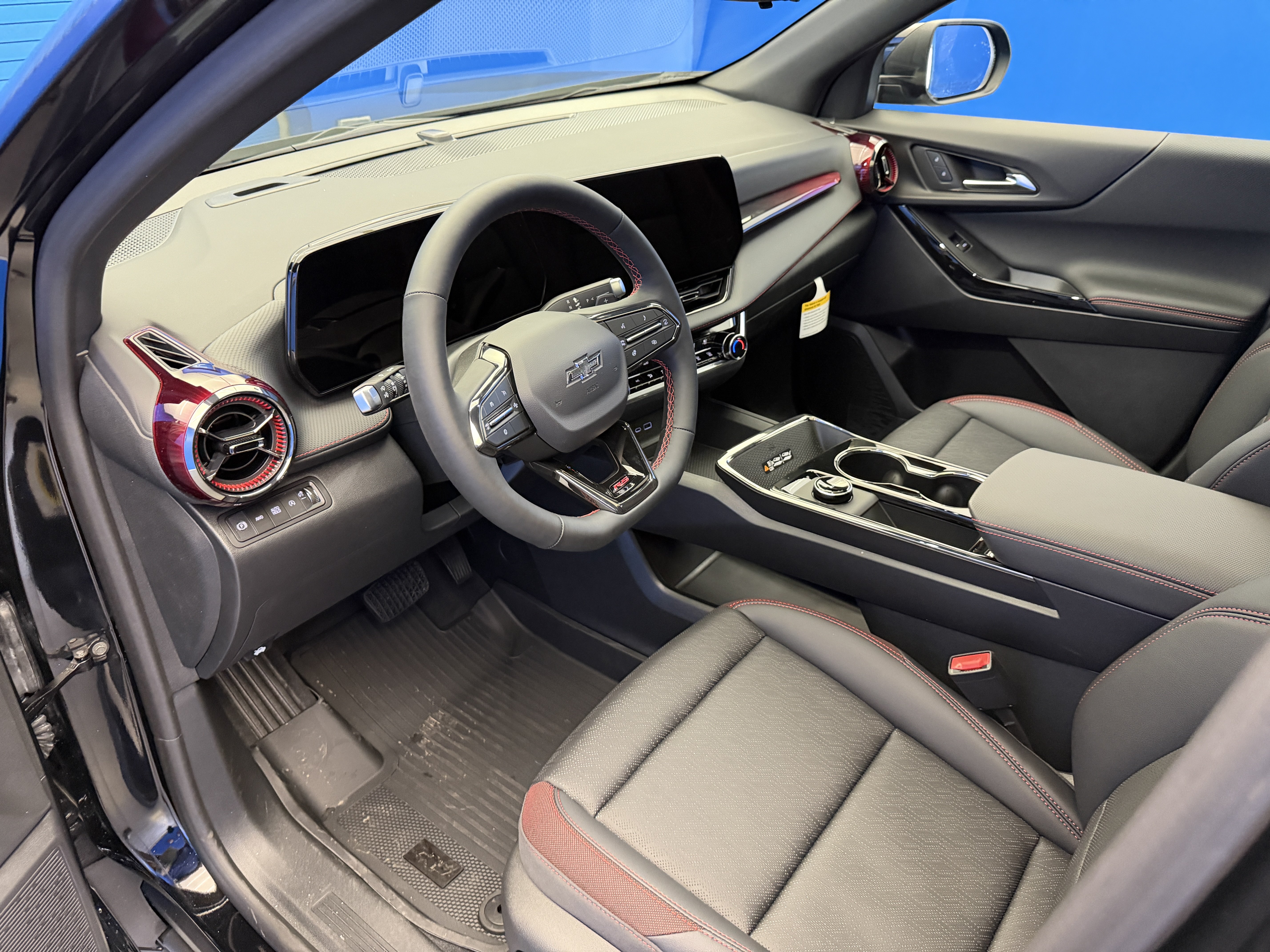 New 2027 Chevrolet Equinox RS w/ Safety and Technology Package AWD/4WD image 11