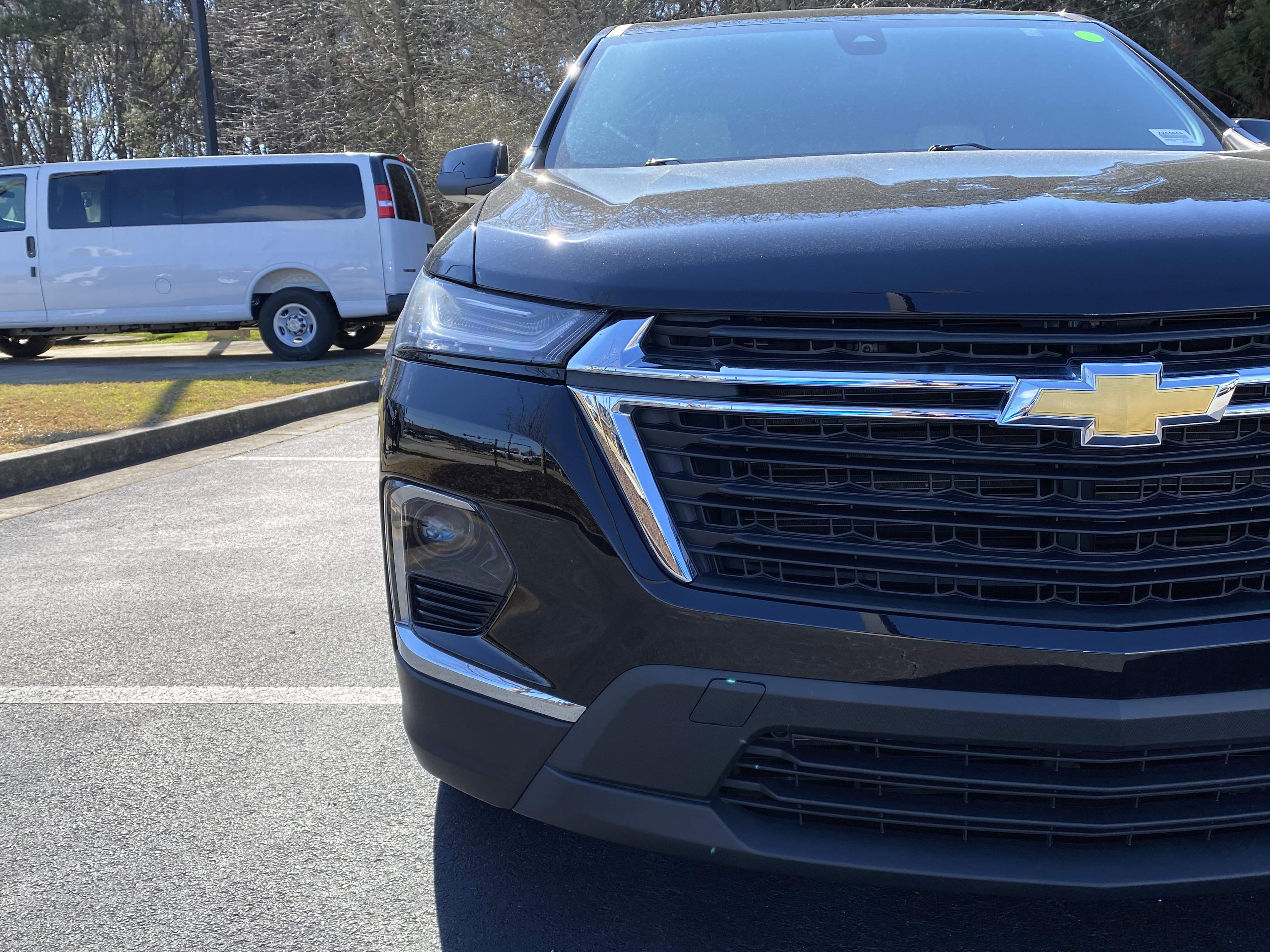 Used 2023 Chevrolet Traverse LS image 13