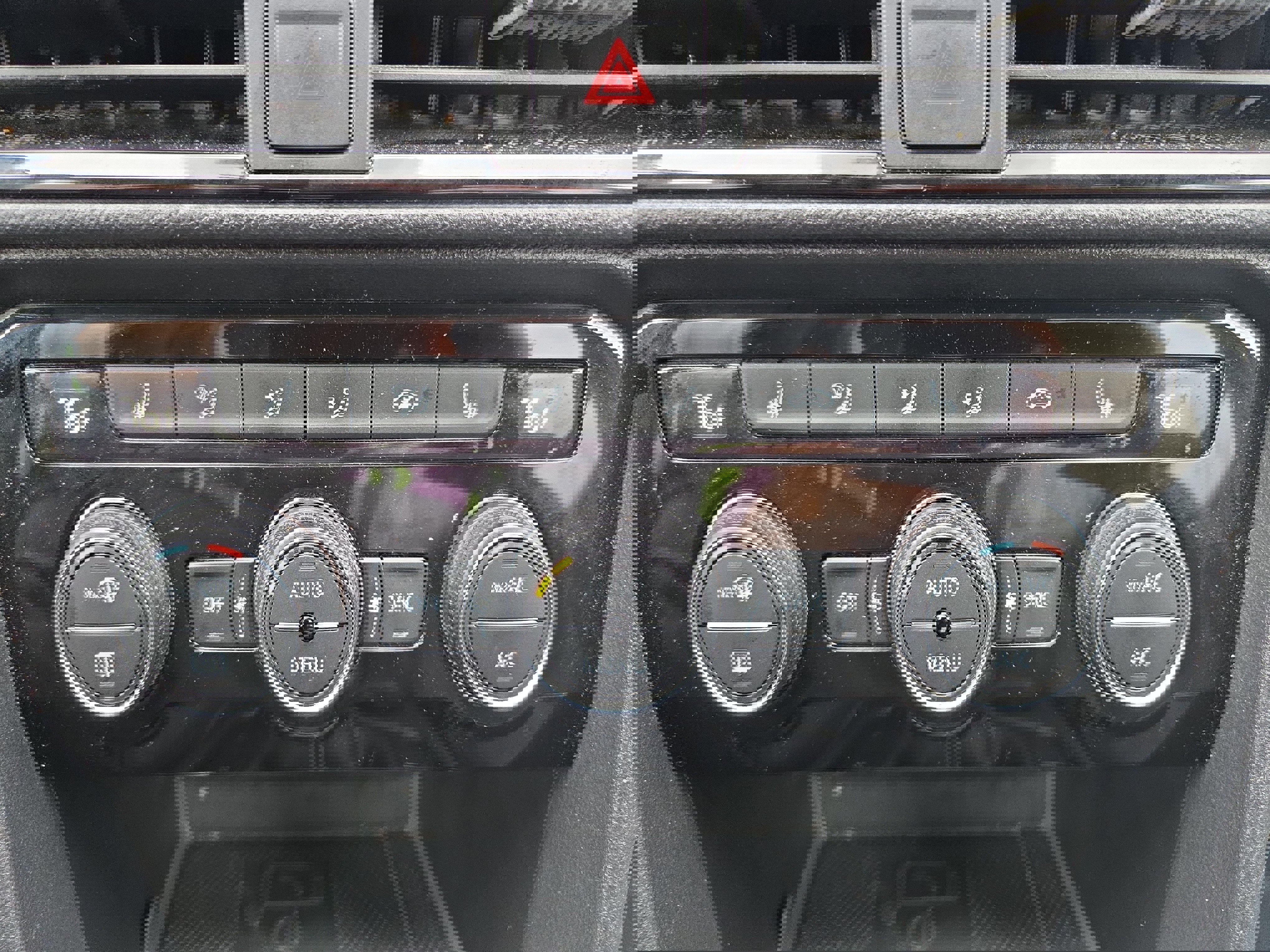 Used 2024 Volkswagen Taos SE image 21