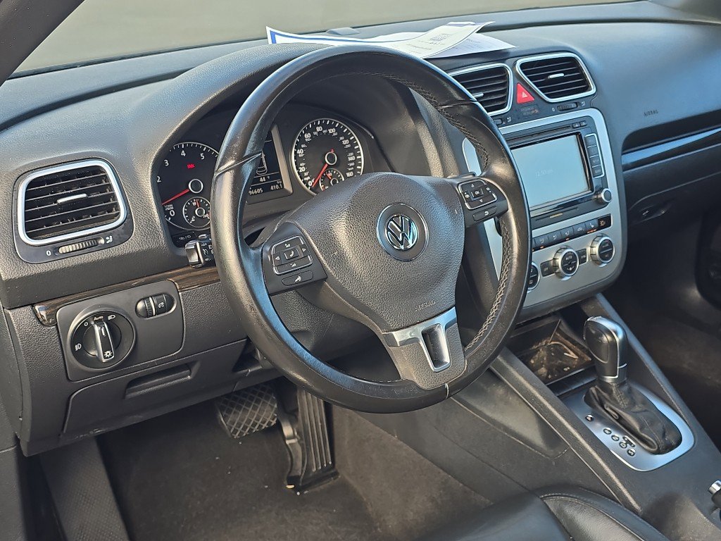 Used 2013 Volkswagen Eos Executive image 13