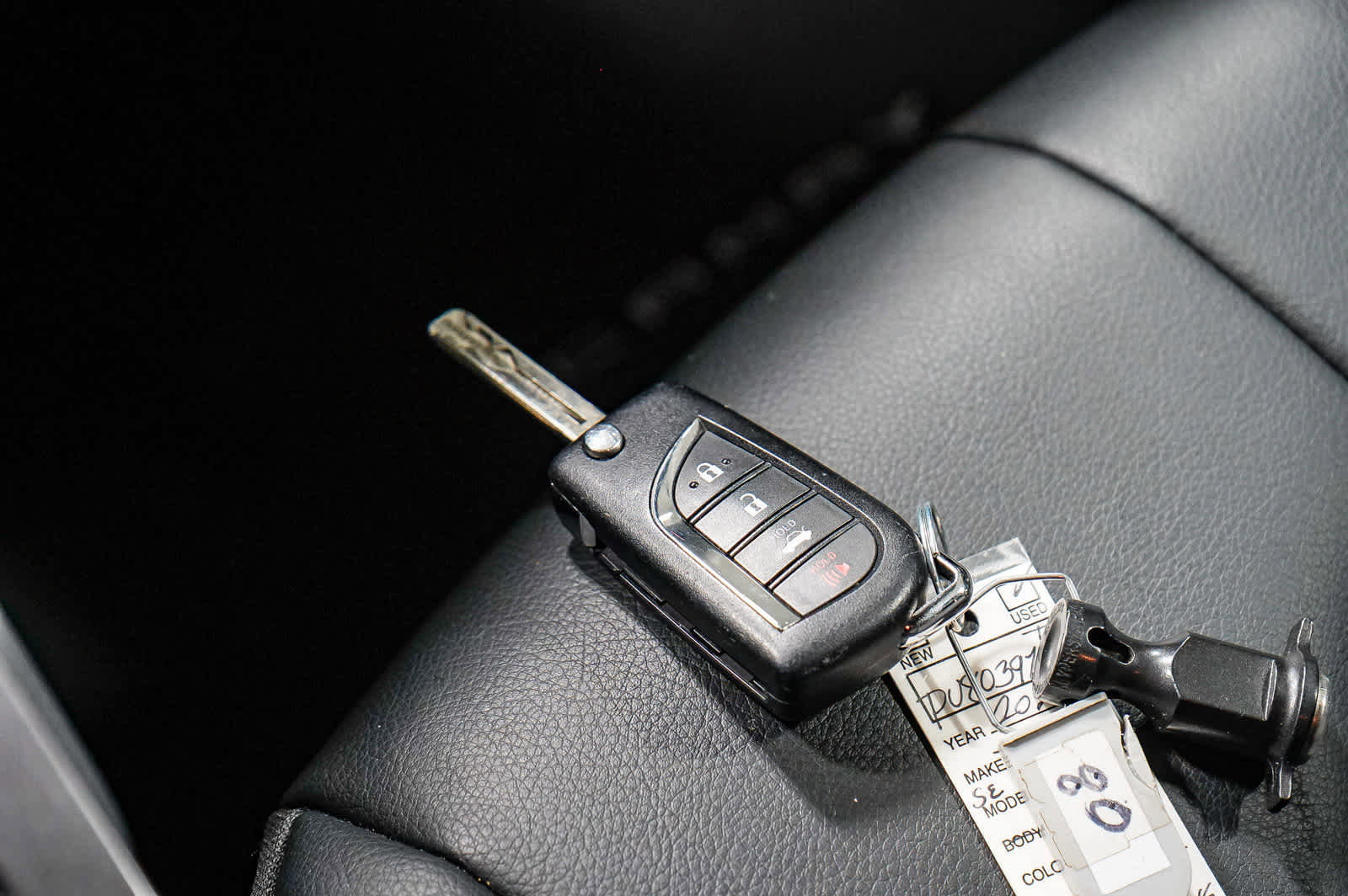 Used 2023 Toyota Camry SE w/ Protection Package (Q2) (TMS) FWD image 31