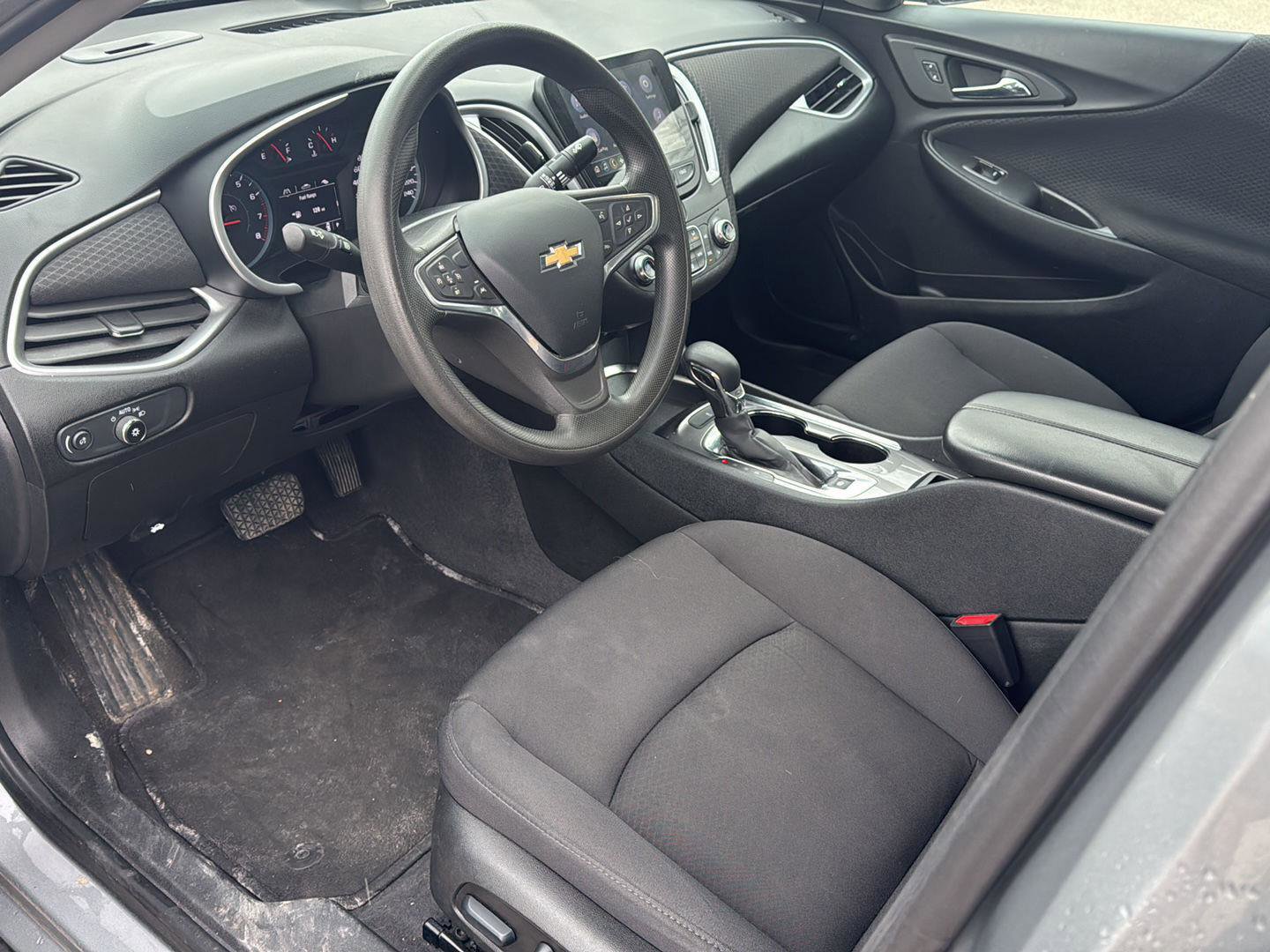 Used 2023 Chevrolet Malibu LT image 13