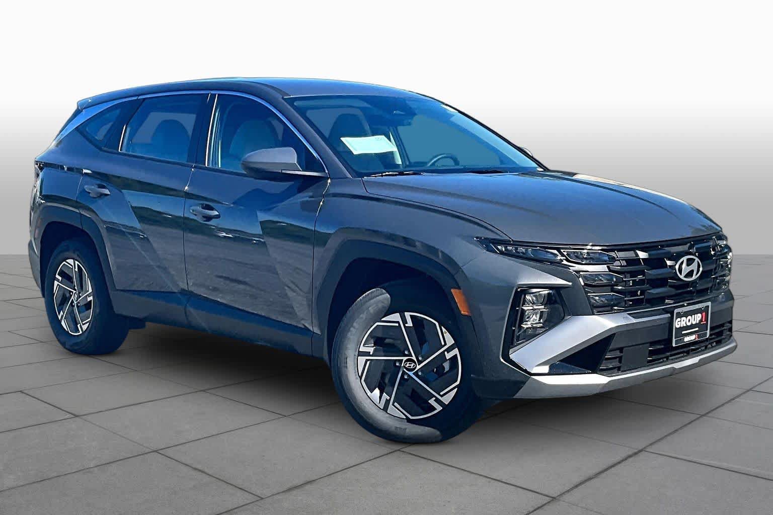 New 2026 Hyundai Tucson Blue SE AWD/4WD image 2