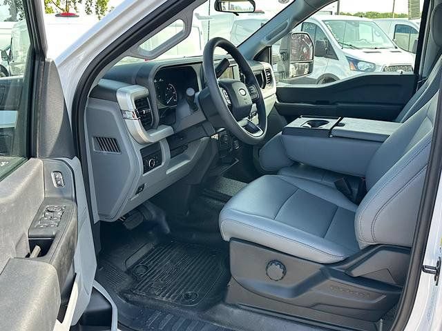 New 2027 Ford F350 XL w/ XL Chrome Package AWD/4WD image 9