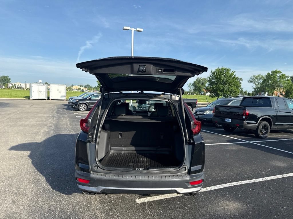 Used 2020 Honda CR-V Touring image 12