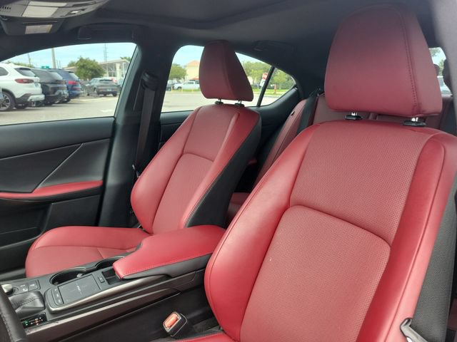 Used 2023 Lexus IS 300 w/ Comfort Package RWD image 19