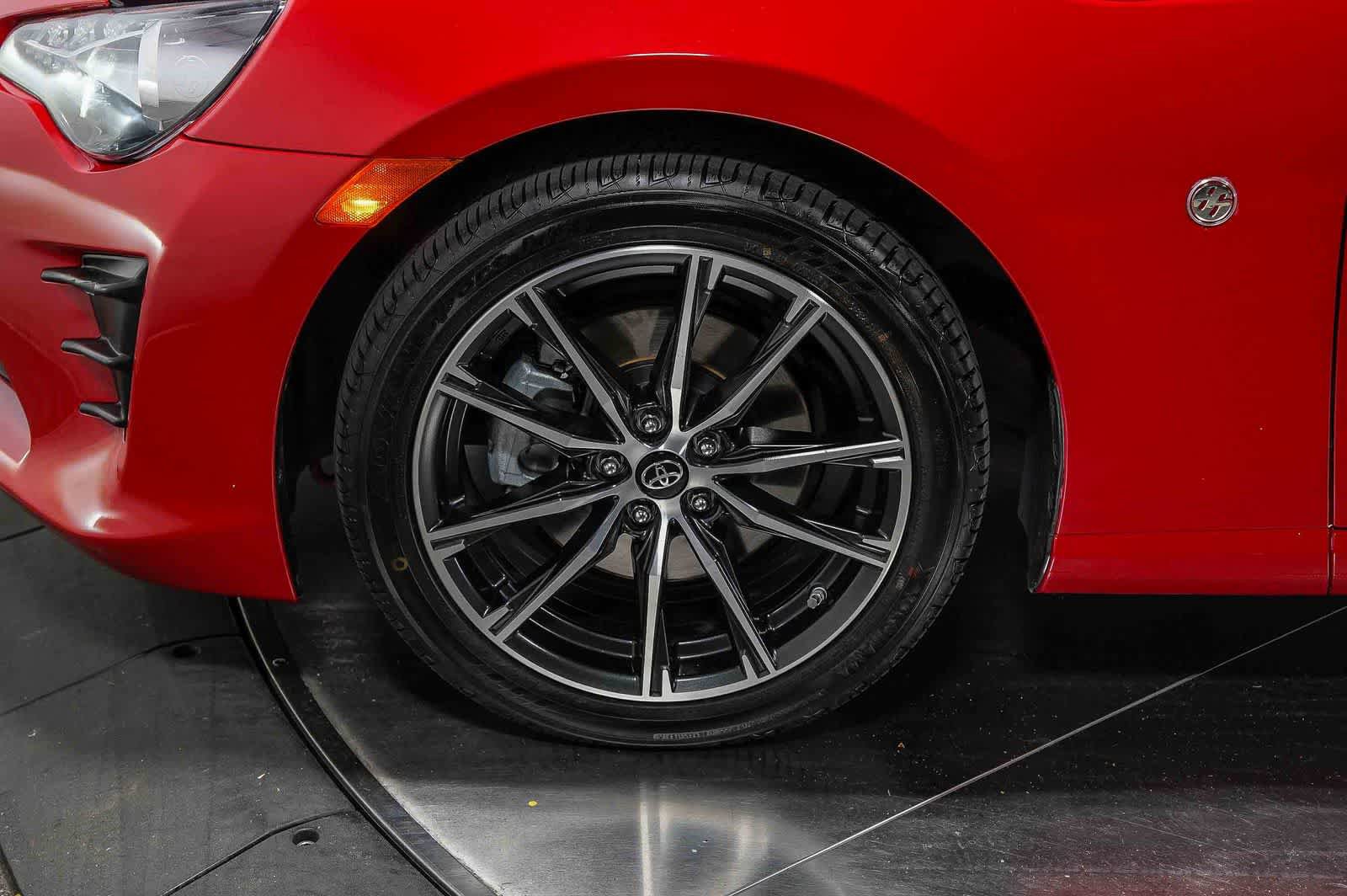 Certified 2020 Toyota 86 RWD image 9