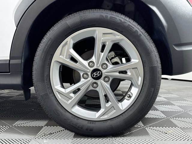 Used 2022 Hyundai Kona SEL FWD image 41