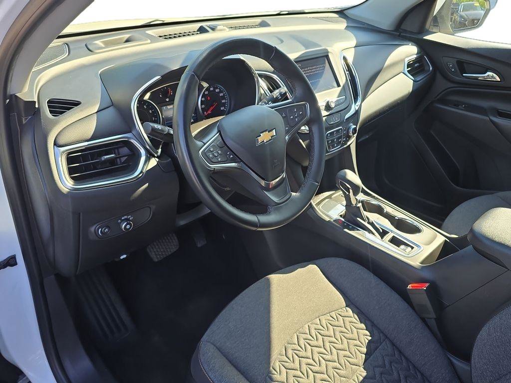 Used 2024 Chevrolet Equinox LT FWD image 12