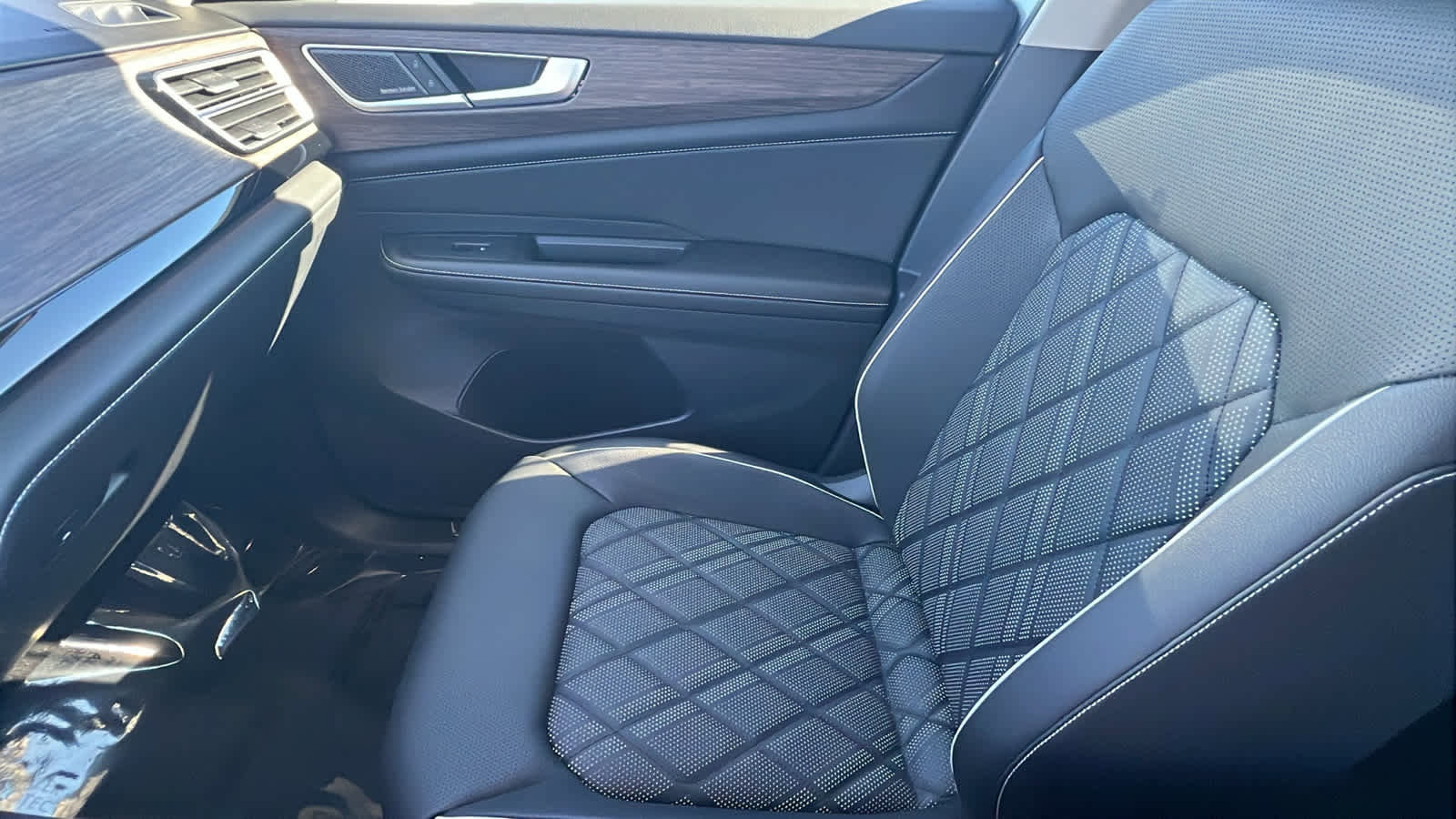 New 2026 Volkswagen Atlas SEL Premium R-Line image 12