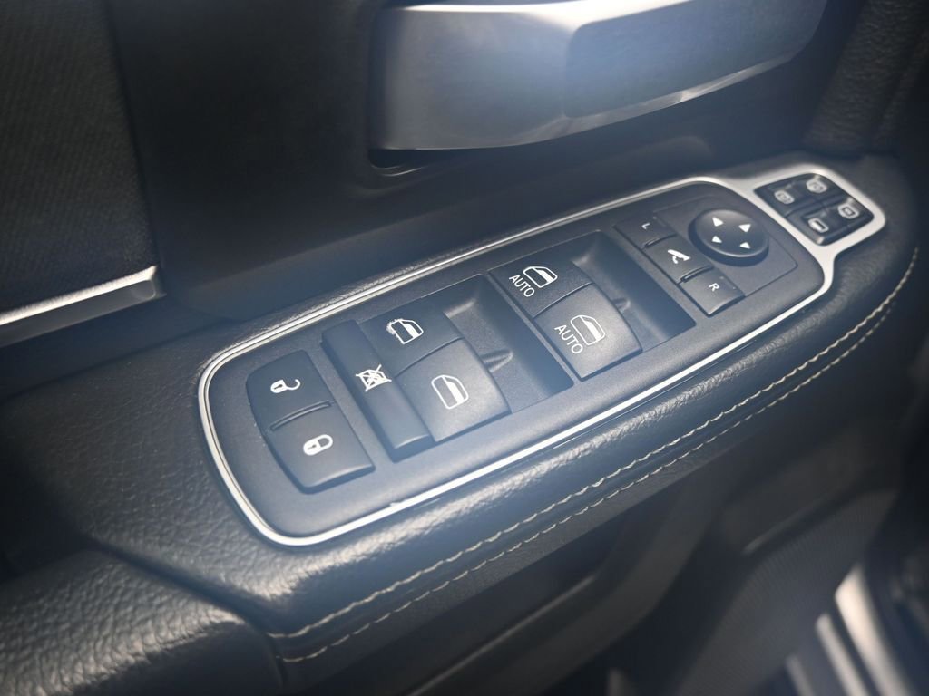 Used 2024 RAM 3500 Big Horn image 20