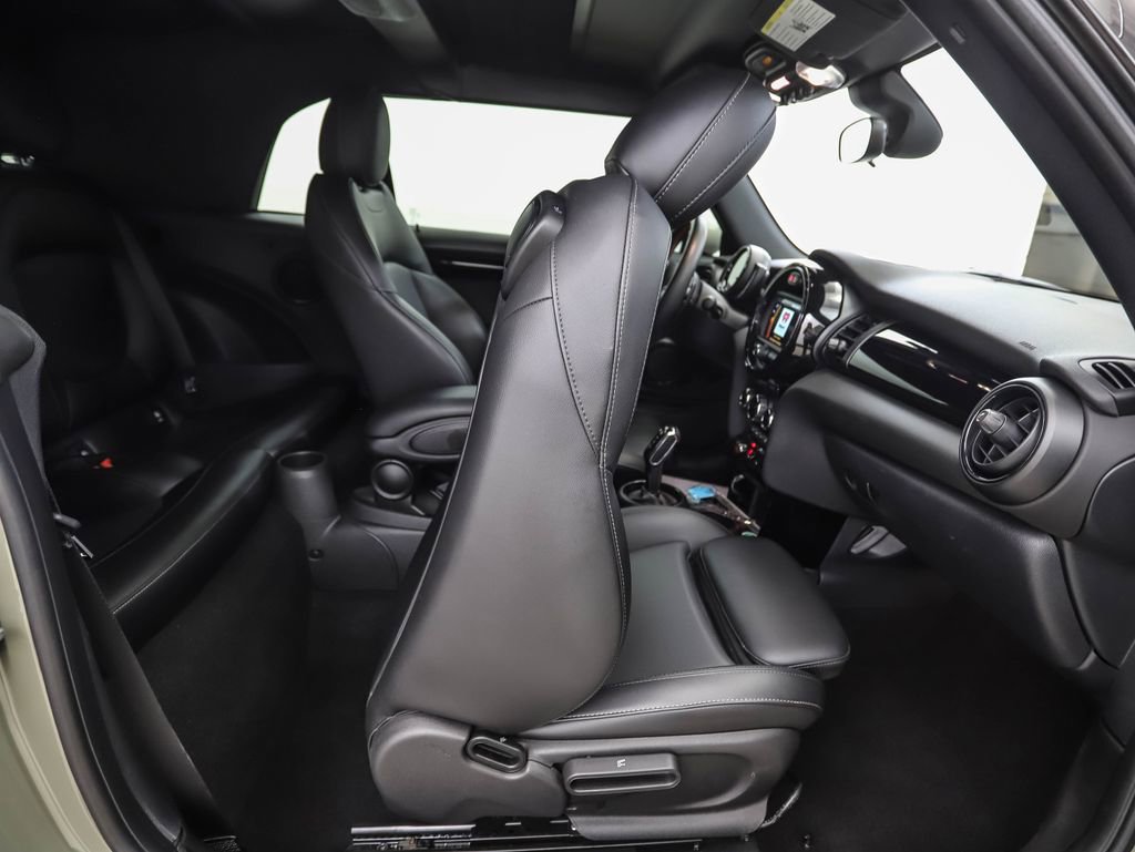 Used 2020 MINI Cooper S image 25