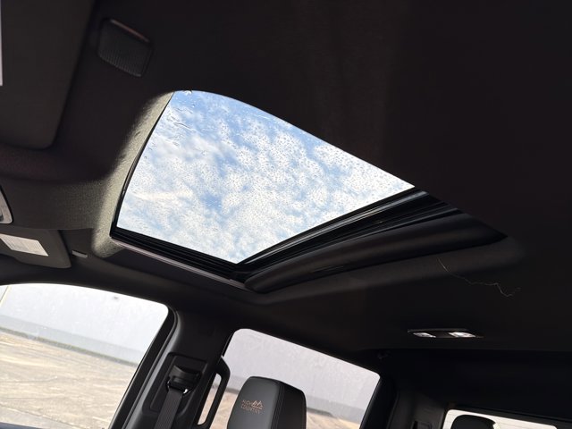 New 2026 Chevrolet Silverado 1500 High Country image 13