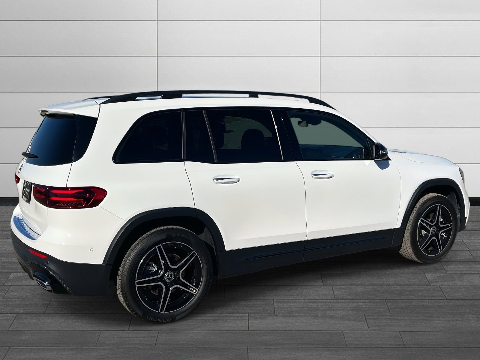 Certified 2024 Mercedes-Benz GLB 250 image 3