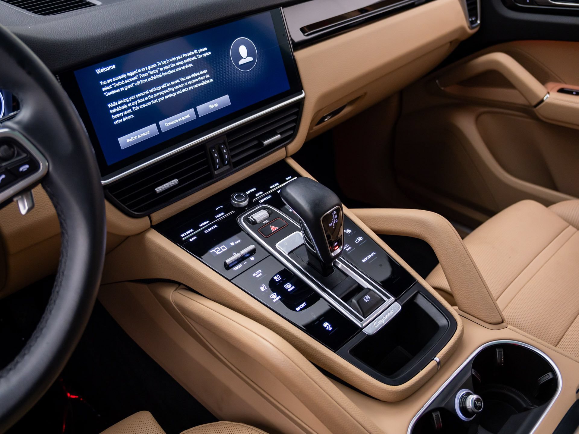 Certified 2023 Porsche Cayenne AWD/4WD image 13