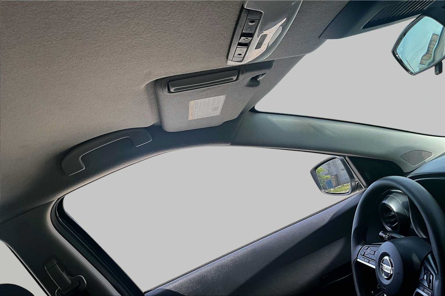 Used 2021 Nissan Kicks S FWD image 14