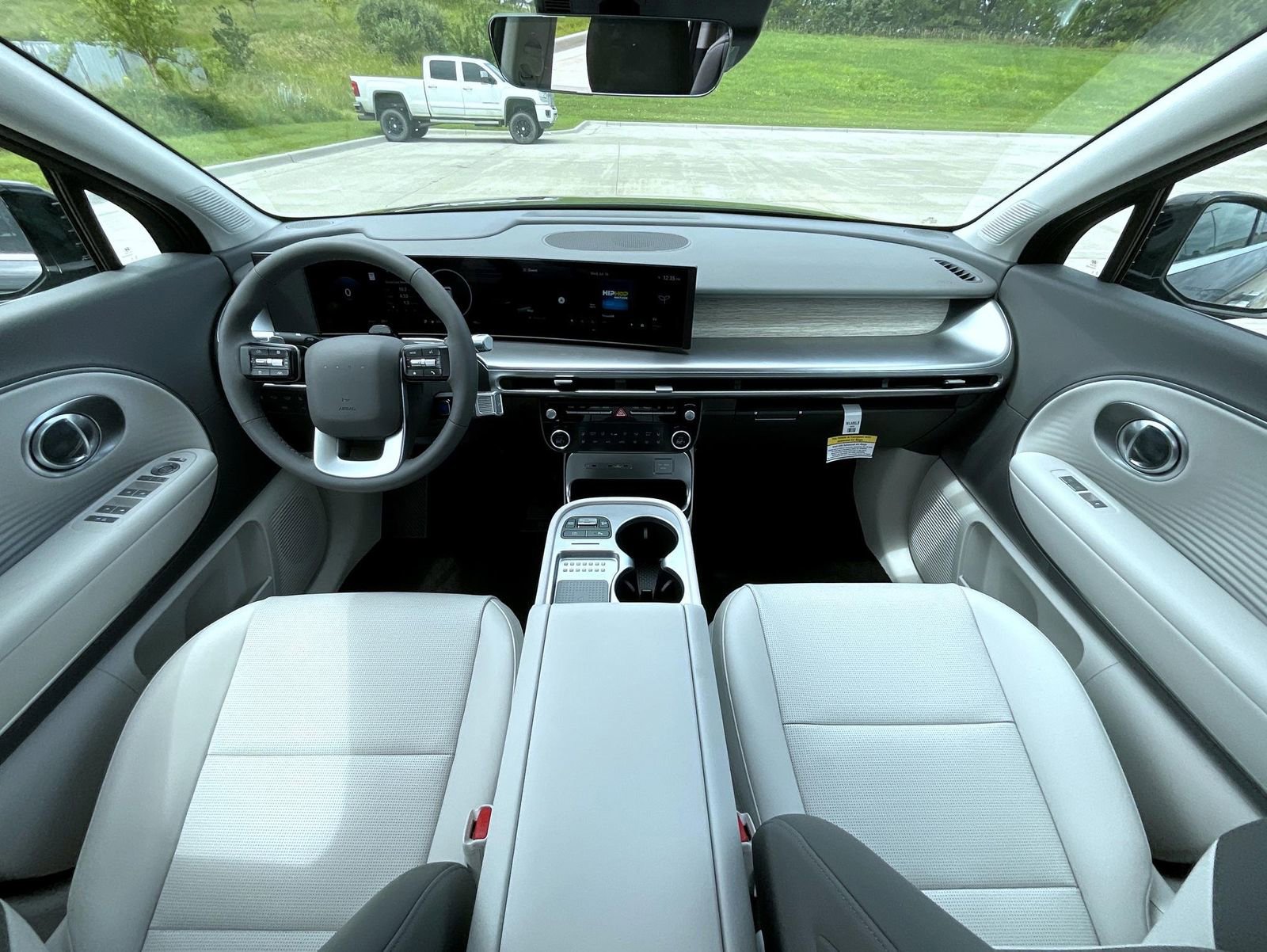 New 2026 Hyundai Ioniq 9 SEL image 13