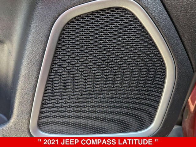 Used 2021 Jeep Compass Latitude w/ Convenience Group AWD/4WD image 14