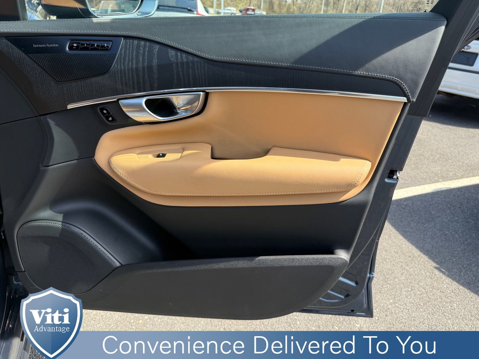 Certified 2023 Volvo XC90 B6 Ultimate w/ Protection Package AWD/4WD image 29