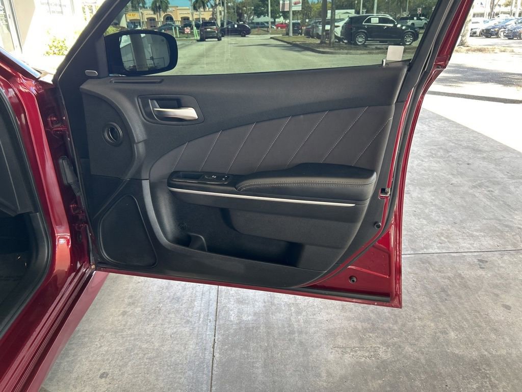 Used 2019 Dodge Charger Scat Pack image 25