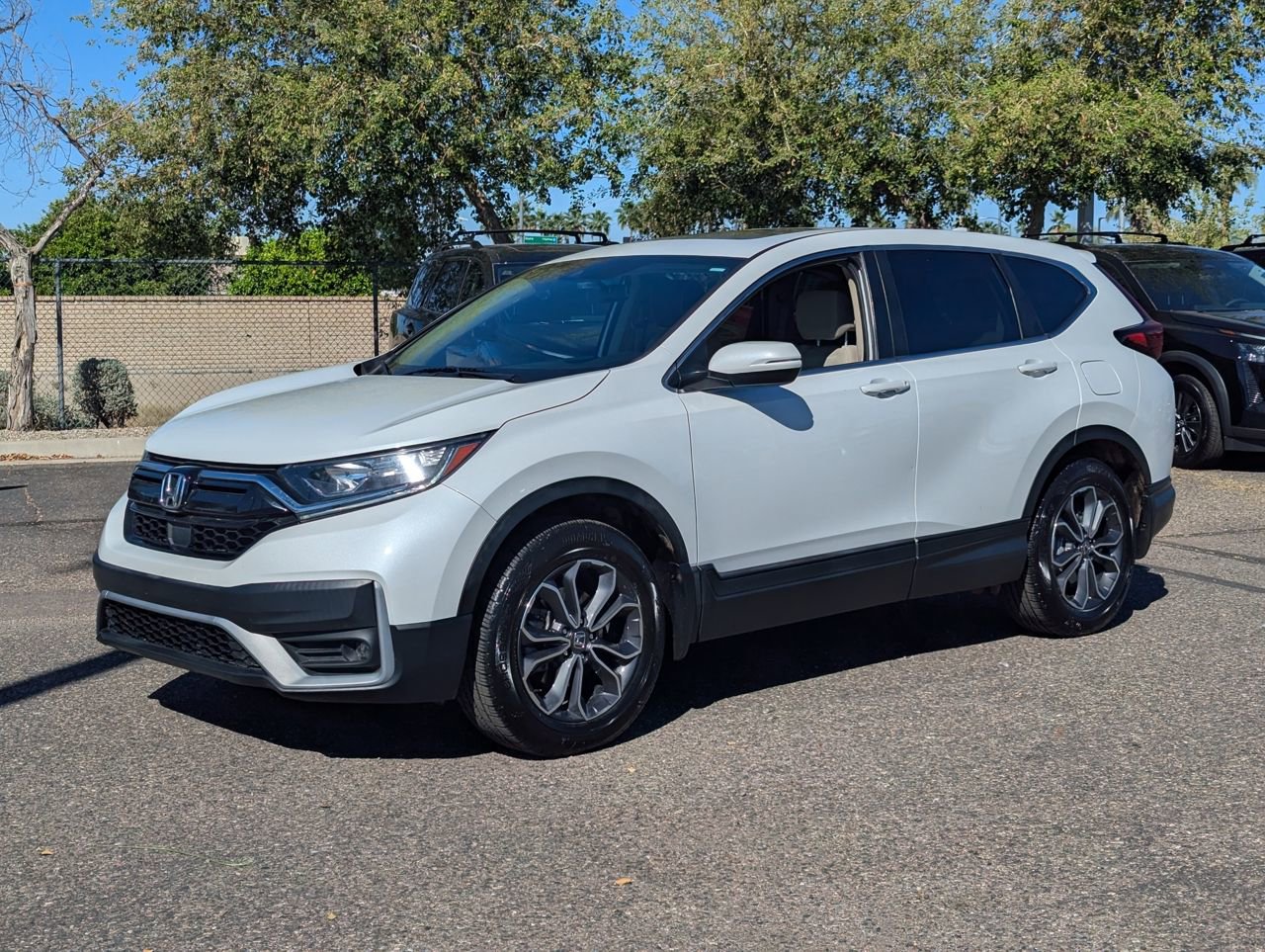 Used 2022 Honda CR-V EX image 2