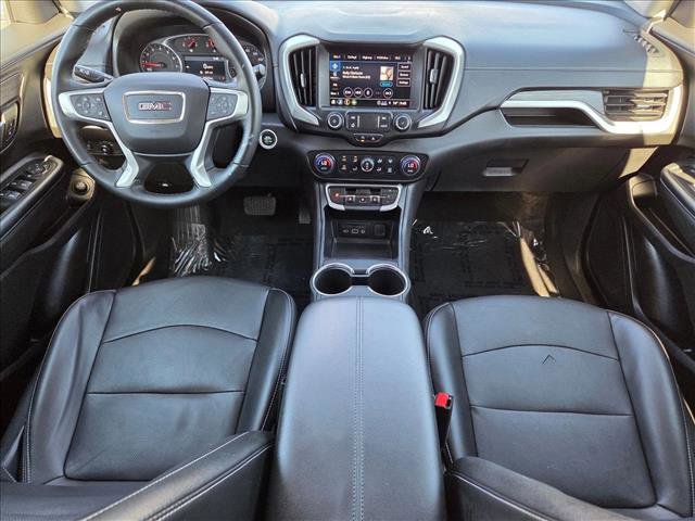 Used 2024 GMC Terrain SLT AWD/4WD image 16