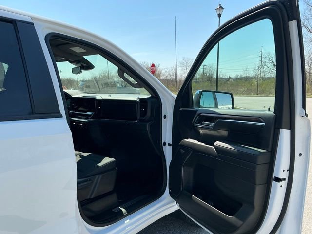 Used 2023 Chevrolet Silverado 1500 LT image 17