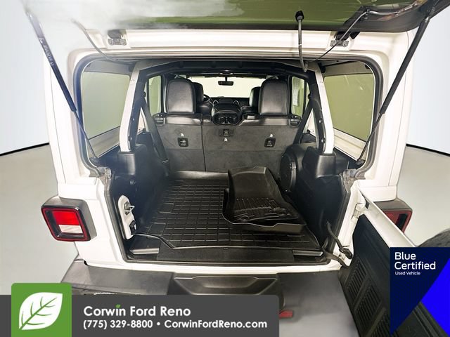 Used 2019 Jeep Wrangler Unlimited Sahara AWD/4WD image 27
