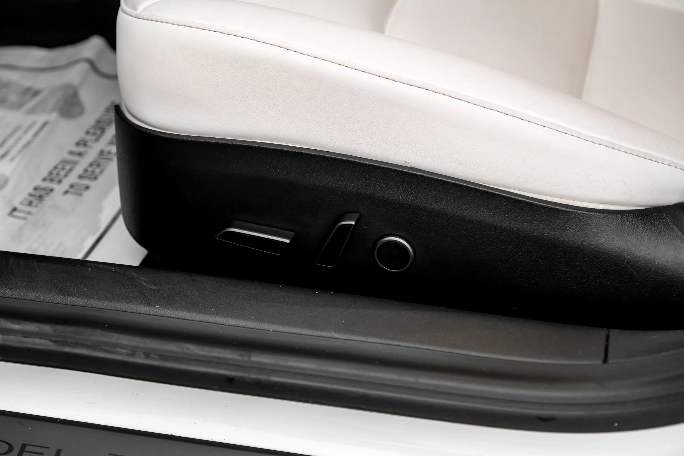 Used 2021 Tesla Model 3 Standard Range Plus image 37