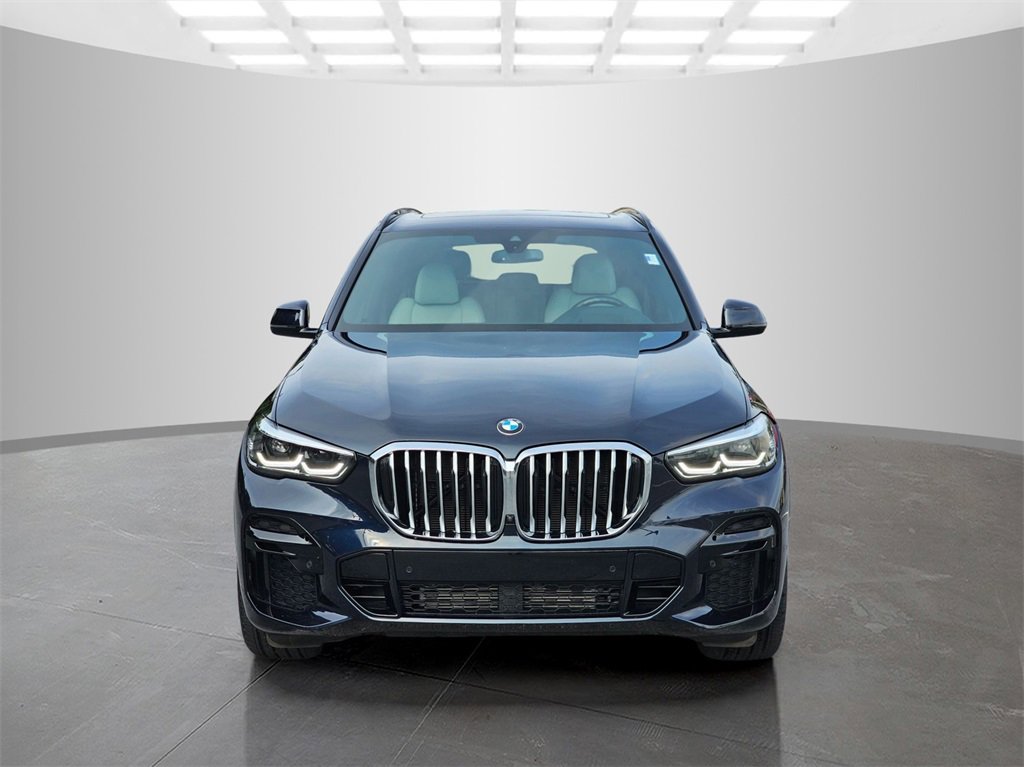 Used 2023 BMW X5 xDrive40i w/ M Sport Package image 2