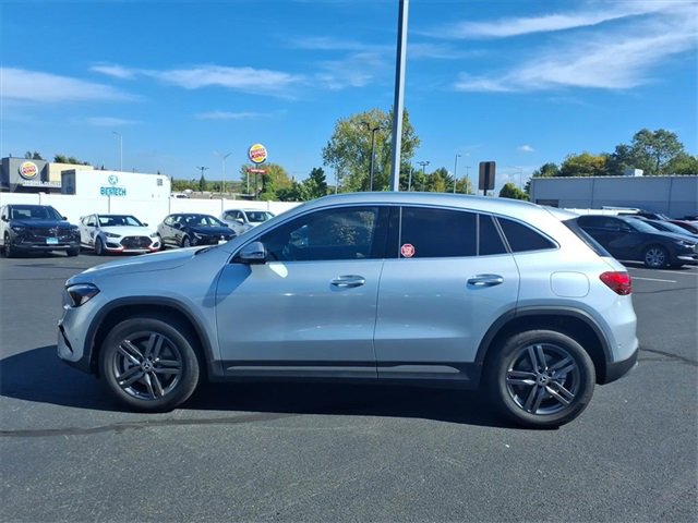 Used 2026 Mercedes-Benz GLA 250 4MATIC image 2