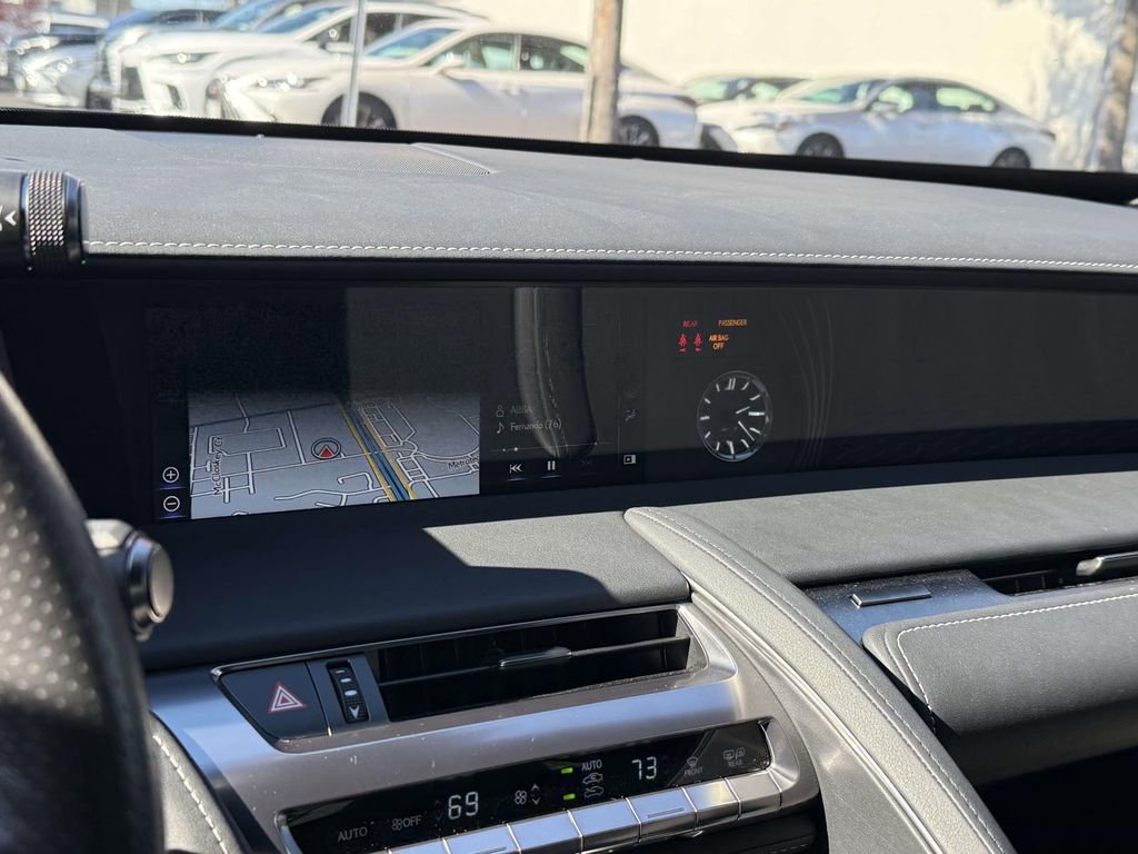 Used 2019 Lexus LC 500h image 10