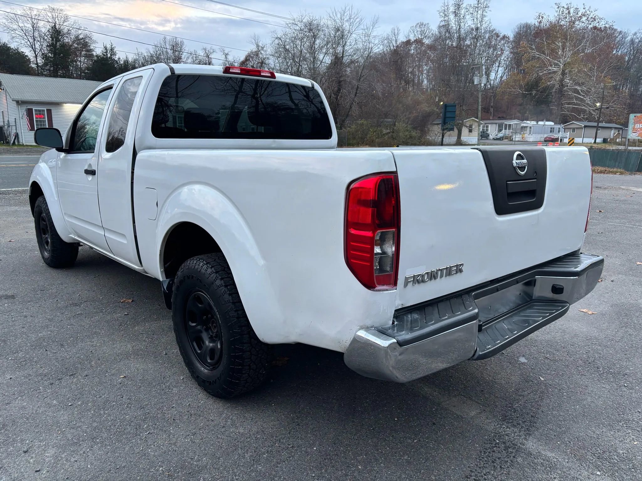 Used 2012 Nissan Frontier S w/ S Preferred Pkg image 7