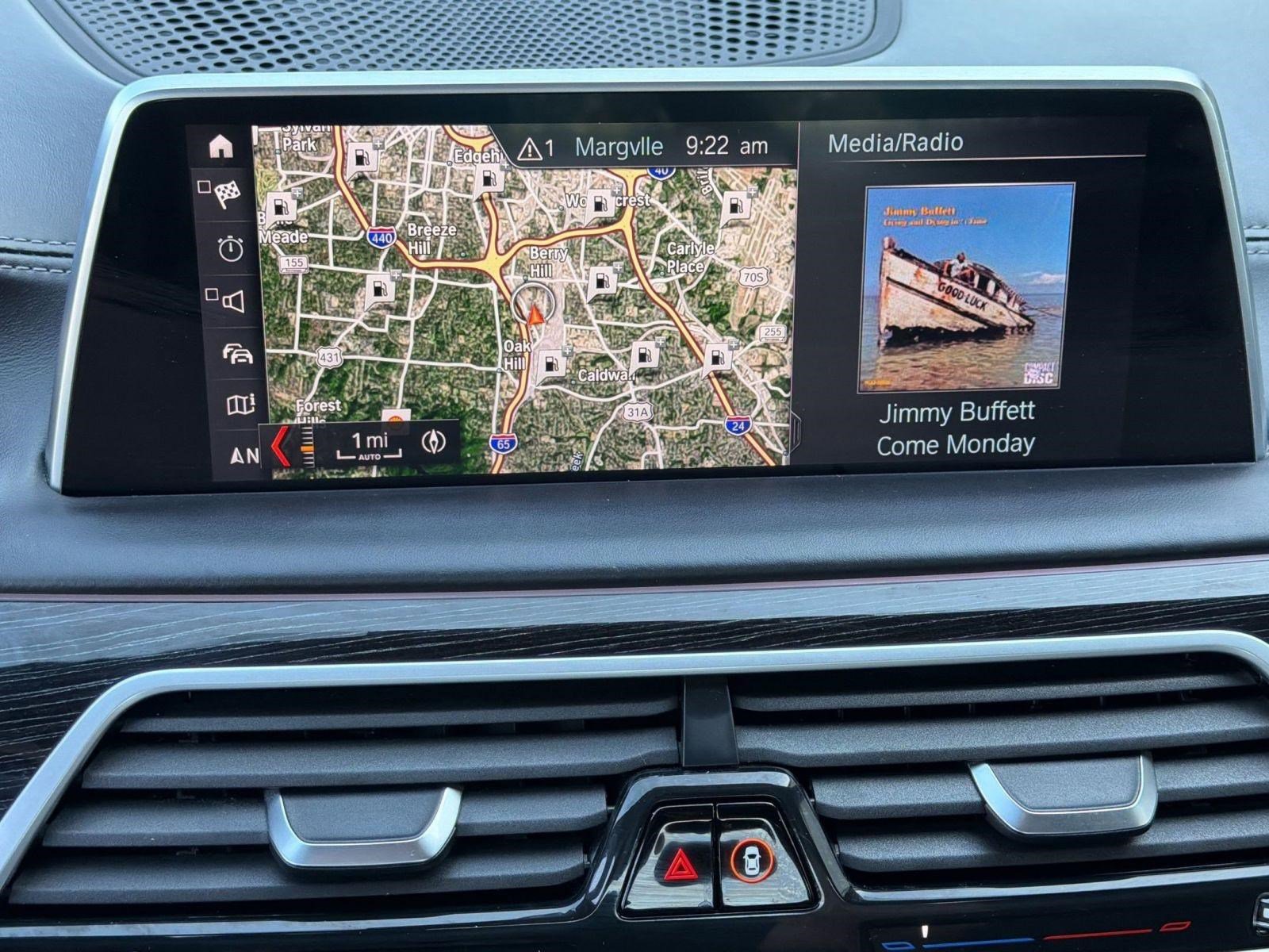 Used 2019 BMW 750i w/ Executive Package RWD image 22