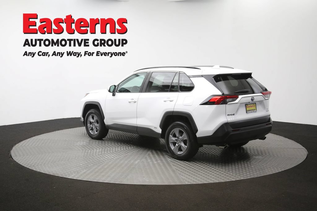Used 2022 Toyota RAV4 XLE AWD/4WD image 63