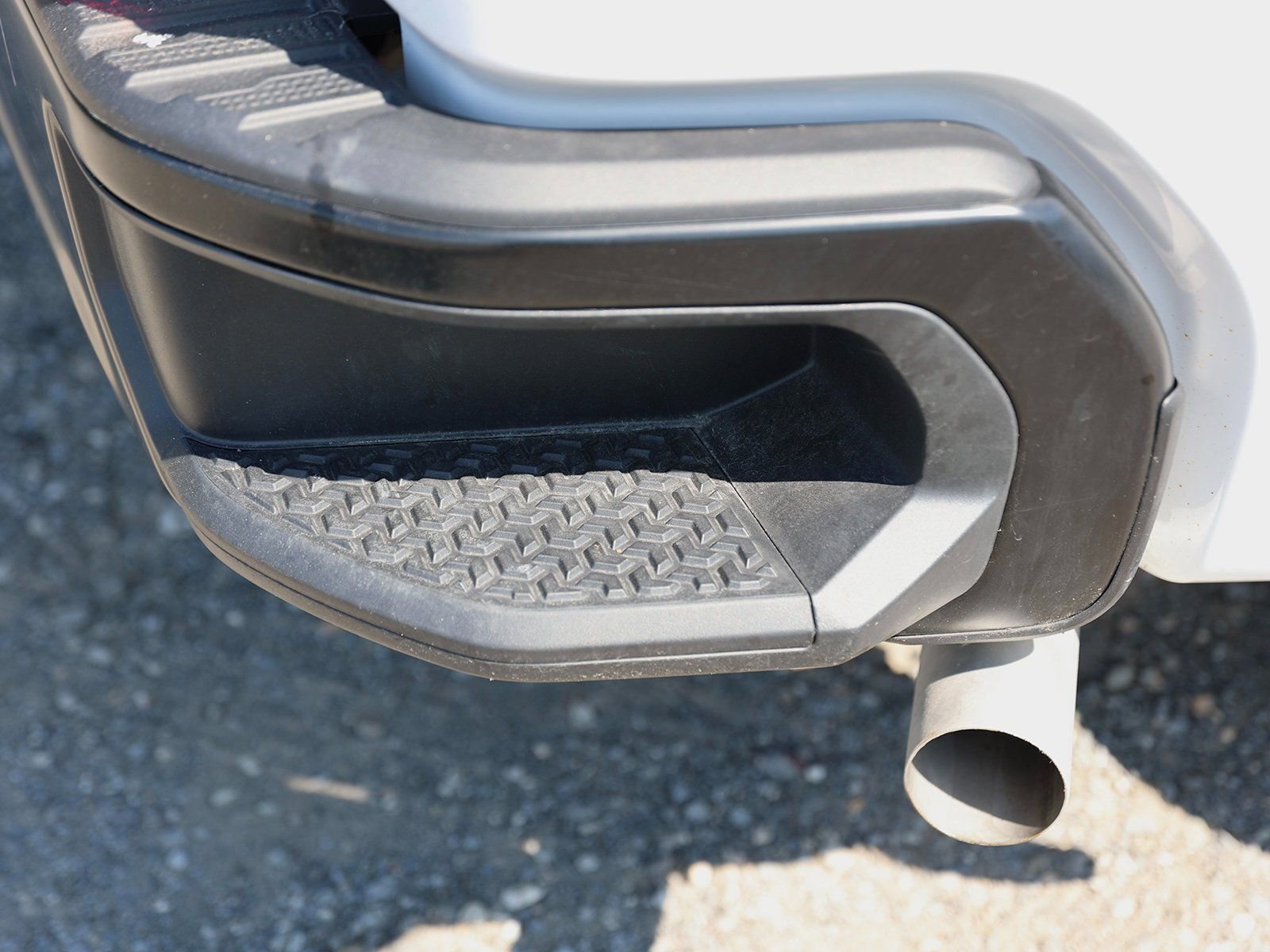 Certified 2024 GMC Sierra 1500 Pro w/ Convenience Package image 14