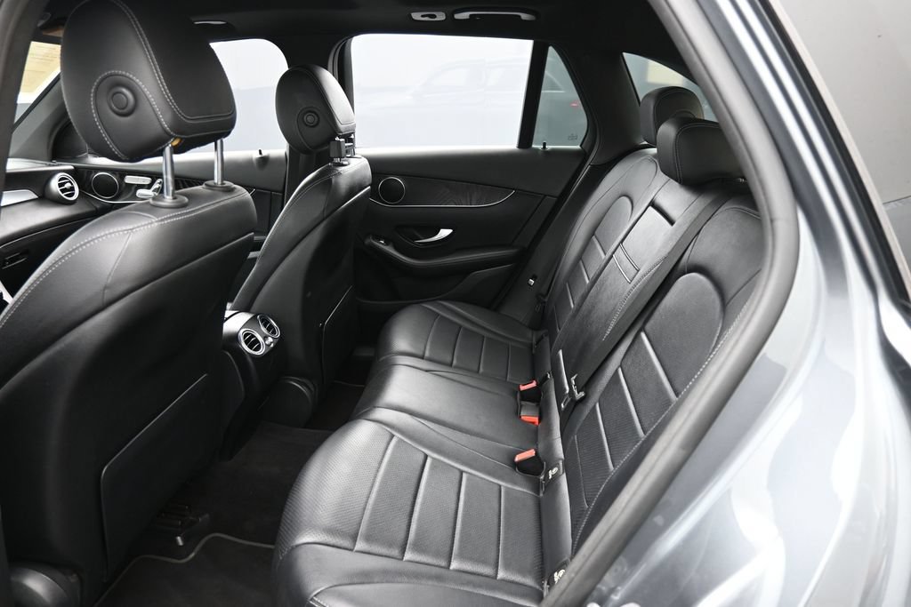 Used 2017 Mercedes-Benz GLC 300 4MATIC image 23
