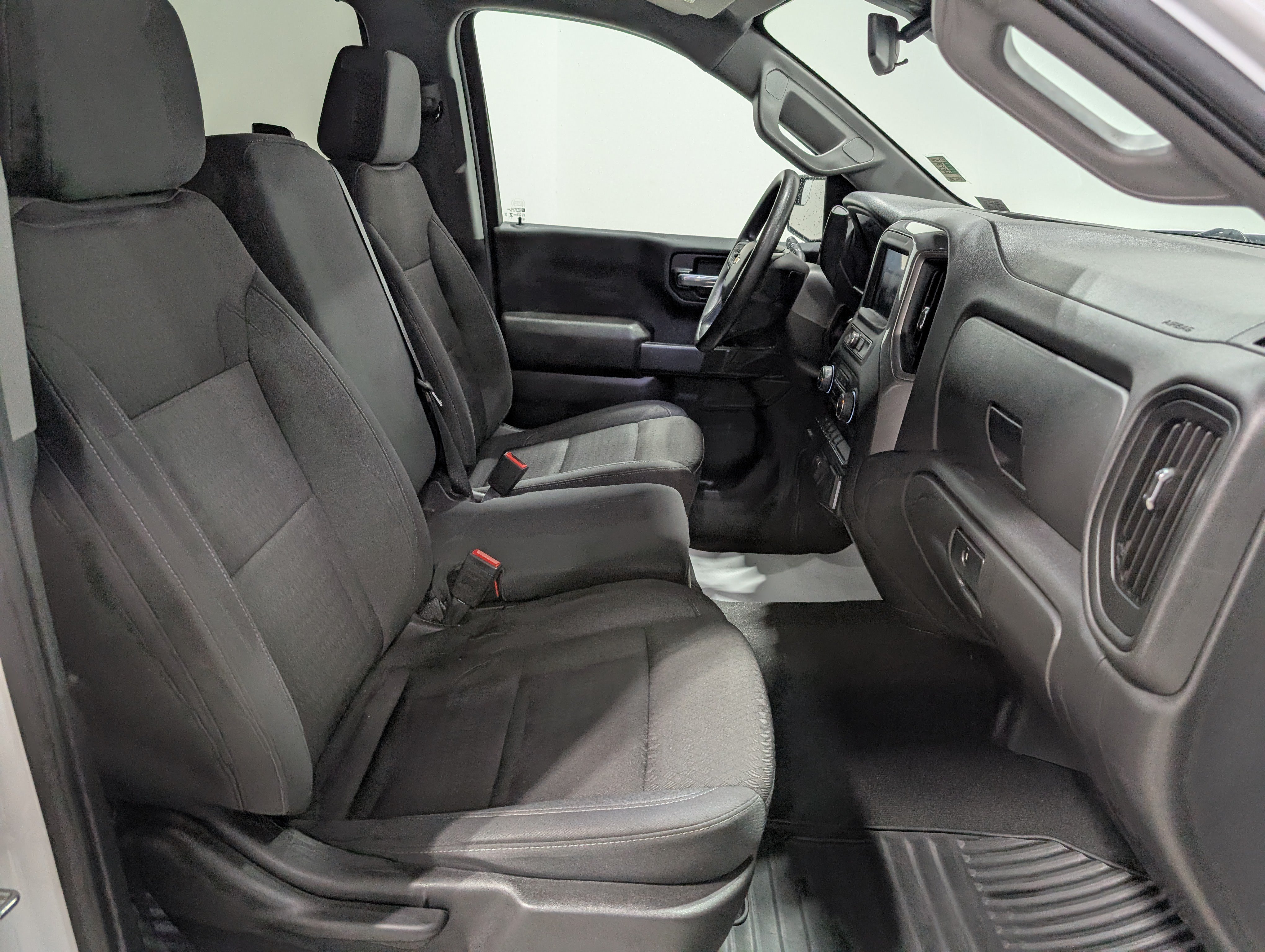 Used 2024 Chevrolet Silverado 1500 Custom AWD/4WD image 20