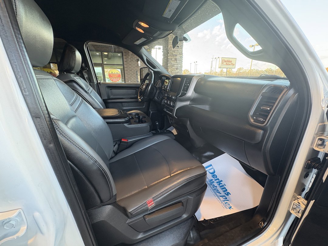 Used 2023 RAM 3500 Tradesman image 28